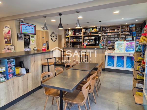 Ensemble immobilier à Nuces , maison de plain-pied et local commercial loué