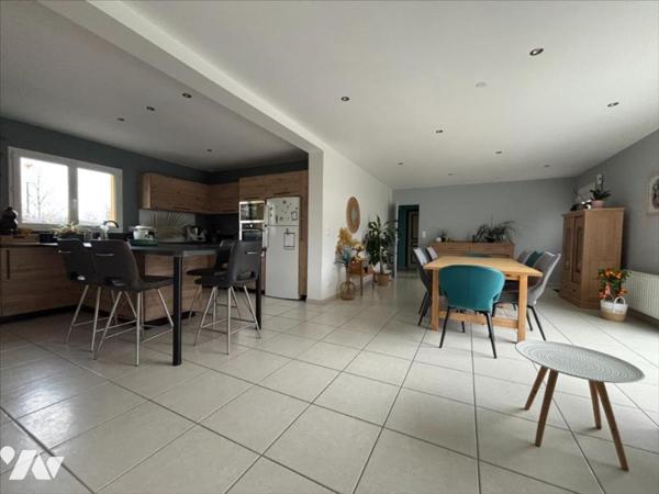 GRANDE MAISON A LA CAMPAGNE