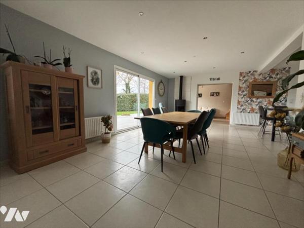 GRANDE MAISON A LA CAMPAGNE