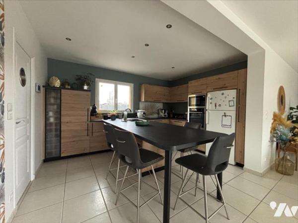 GRANDE MAISON A LA CAMPAGNE