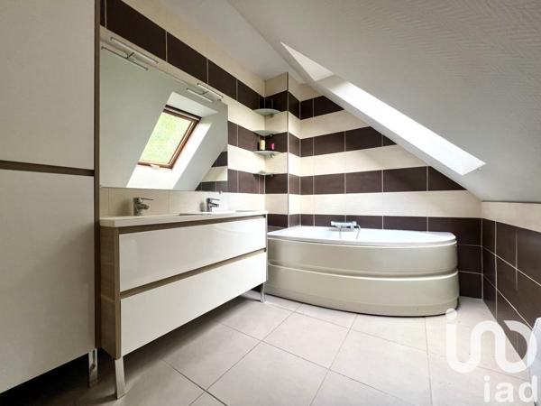 Maison à vendre 7 pièces 214 m² Villecresnes