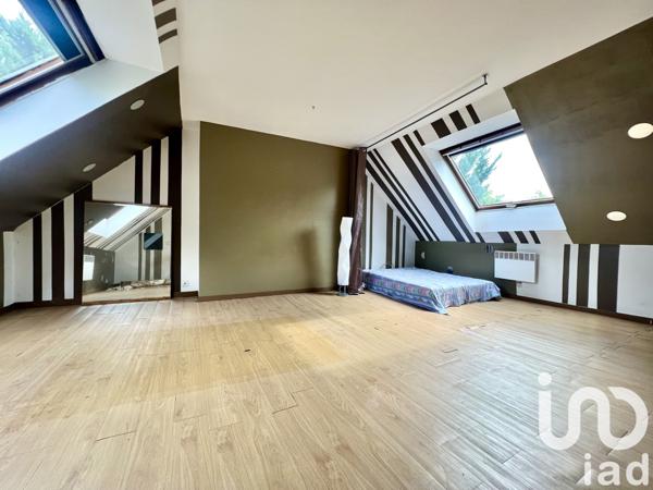 Maison à vendre 7 pièces 214 m² Villecresnes