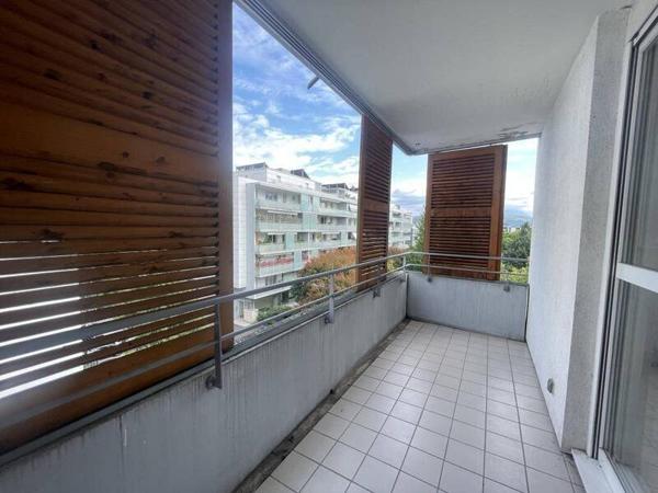 Appartement 3 pièces                                        - 38100 Grenoble Réf : 5322