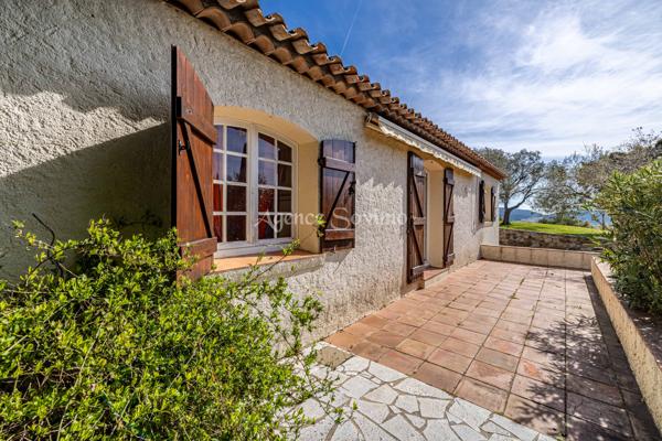 Domaine d’Exception à Plan-de-la-Tour – Propriété Unique sur 11 487 m² : 4 Villas, Parc Arboré, Piscines, Spa,