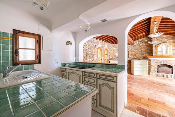 Domaine d’Exception à Plan-de-la-Tour – Propriété Unique sur 11 487 m² : 4 Villas, Parc Arboré, Piscines, Spa,