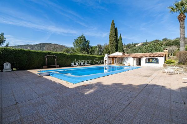 Domaine d’Exception à Plan-de-la-Tour – Propriété Unique sur 11 487 m² : 4 Villas, Parc Arboré, Piscines, Spa,