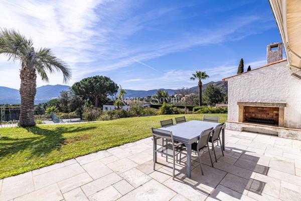 Domaine d’Exception à Plan-de-la-Tour – Propriété Unique sur 11 487 m² : 4 Villas, Parc Arboré, Piscines, Spa,
