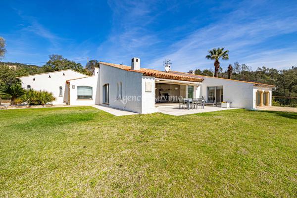 Domaine d’Exception à Plan-de-la-Tour – Propriété Unique sur 11 487 m² : 4 Villas, Parc Arboré, Piscines, Spa,
