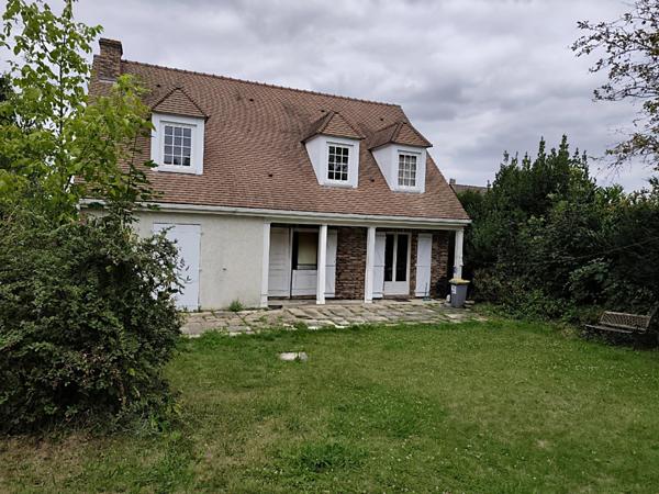 Maison familiale de 6 pièces avec deux parcelles