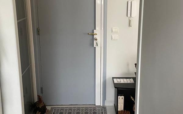 Appartement à vendre    2 pièces • 39,67 m2 Saint-Maur-des-Fossés