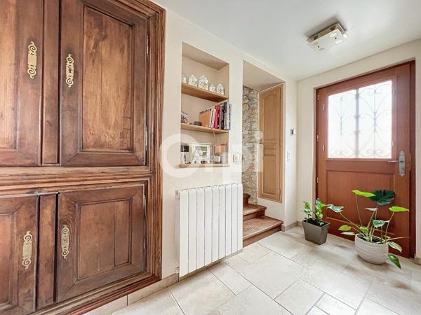 Maison à vendre    6 pièces •  Provins