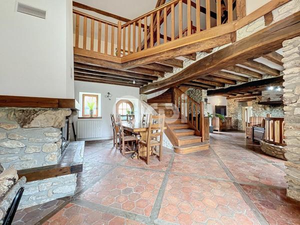 Maison à vendre    6 pièces •  Provins