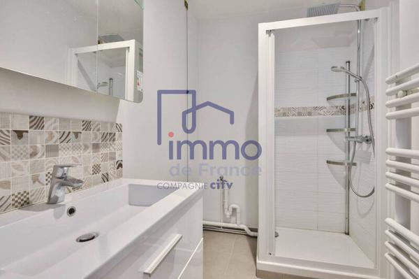 Appartement 2 pièces                                        - 69006 Lyon 6e  Arrondissement Réf : 21662