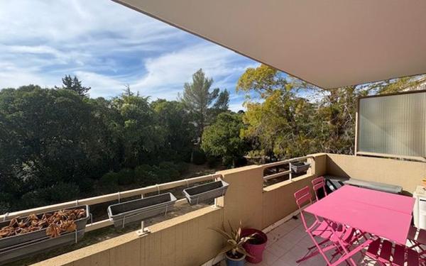 Appartement à louer    4 pièces • 90,70 m2 Nîmes