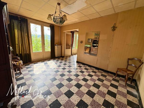 Maison à CLUNY, 71250 - 6 pièces 116m²