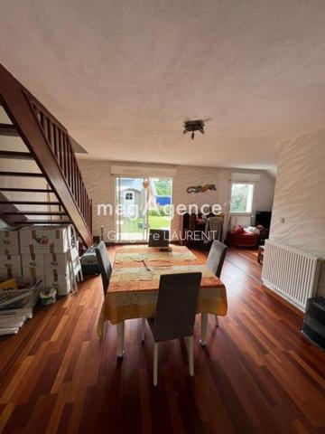 Maison à AURAY, 56400 - 4 pièces 75m²