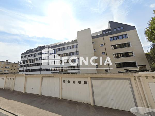 Location Parking 10 m² - 10 RUE DE LA MARINE Caen 14000