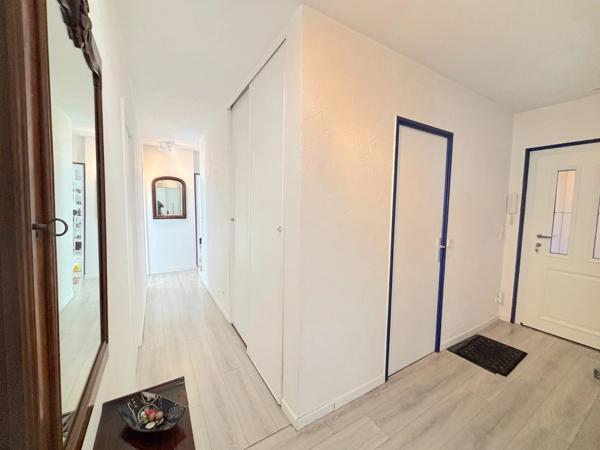 Appartement à vendre 4 pièces MOUGINS (06)