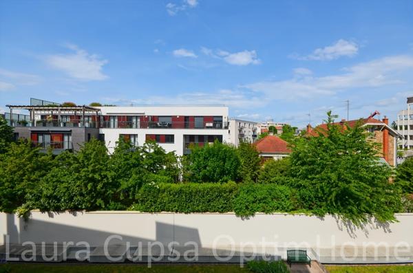 BOURG-LA-REINE CENTRE VILLE - 4 PIECES - 76,40 M² - 5 MIN RER BOURG-LA-REINE - ASCENSEUR - CAVE ET BOX