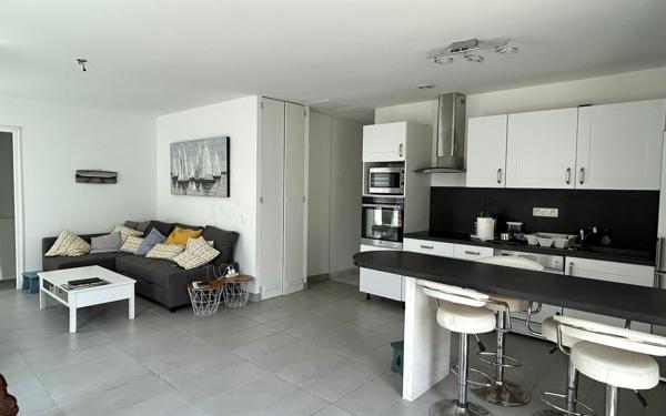 Maison à vendre    6 pièces •  Saint-Georges-d'Oléron