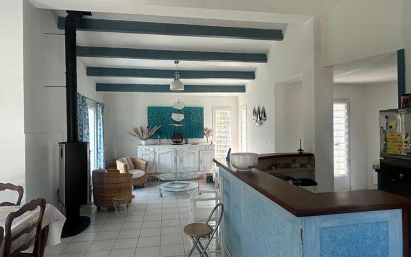 Maison à vendre    6 pièces •  Saint-Georges-d'Oléron