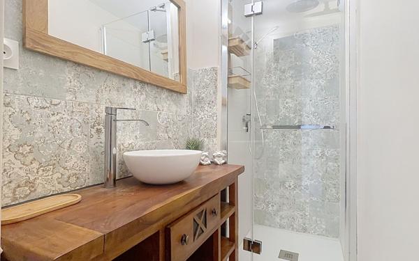 Appartement à vendre    2 pièces • 21,66 m2 Saint-Raphaël