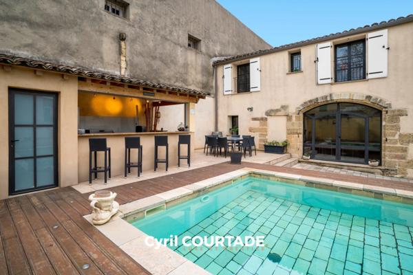 Beauvoisin, Dpt Gard (30), Maison en pierre de 236m² avec dépendance et piscine - Jardin de 247m²