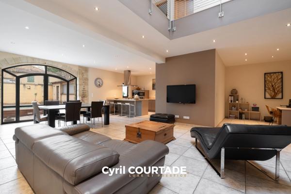 Beauvoisin, Dpt Gard (30), Maison en pierre de 236m² avec dépendance et piscine - Jardin de 247m²