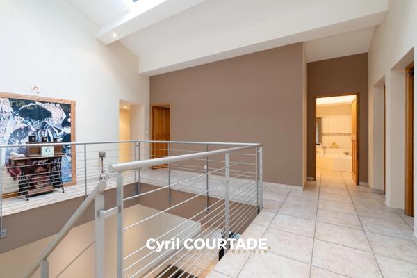 Beauvoisin, Dpt Gard (30), Maison en pierre de 236m² avec dépendance et piscine - Jardin de 247m²