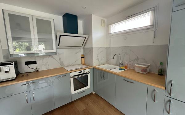 Appartement à vendre    3 pièces • 59 m2 Plaisir