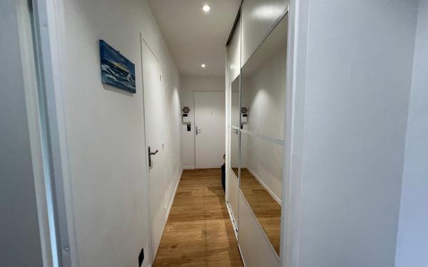 Appartement à vendre    3 pièces • 59 m2 Plaisir