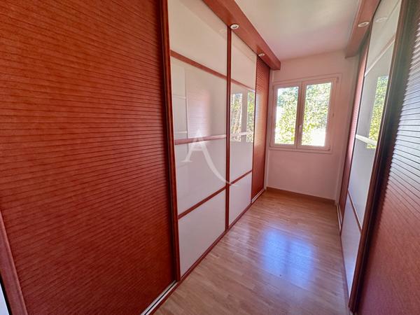 SAINTES - Belle propriété familiale de 186m² sur 2800m² de terrain arboré