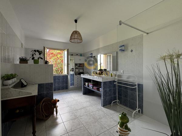 Maison plain-pied 3 chambres + garage à Secondigny
