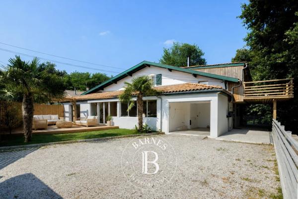 Bayonne, Maison 7 Chambres -  215 m² à vendre