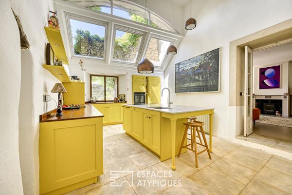 Maison de village au charme unique alliant caractère ancien et confort contemporain