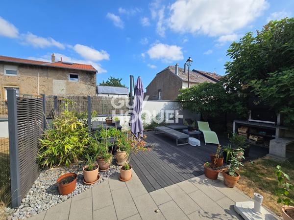 Maison Guélange 4 pièce(s) 150 m2