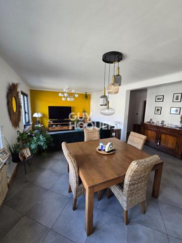 Maison Guélange 4 pièce(s) 150 m2