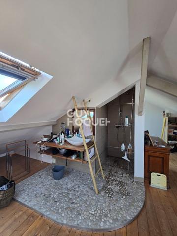 Maison Guélange 4 pièce(s) 150 m2