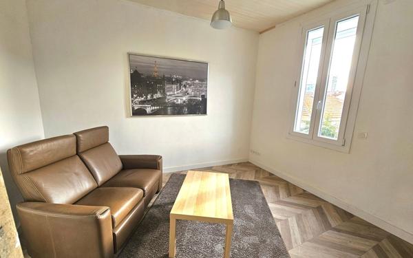 Appartement à louer    2 pièces • 40,73 m2 Marseille 14