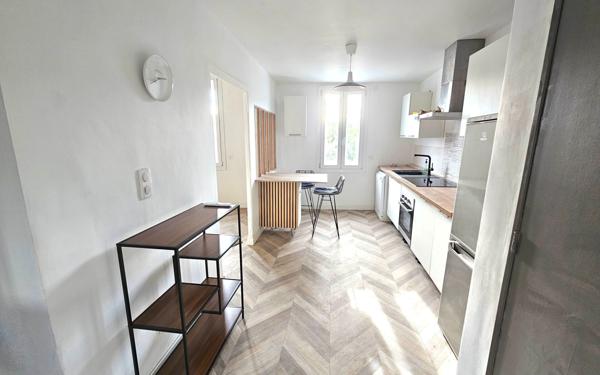 Appartement à louer    2 pièces • 40,73 m2 Marseille 14