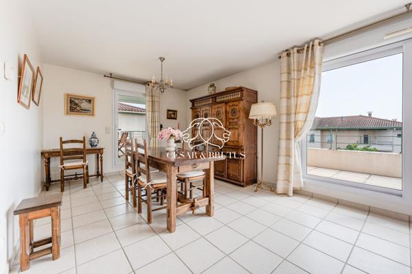 Toit-Terrasse d’Exception (105 m²) : T5 traversant de 130 m² sans vis-à-vis – Écully
