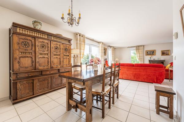Toit-Terrasse d’Exception (105 m²) : T5 traversant de 130 m² sans vis-à-vis – Écully