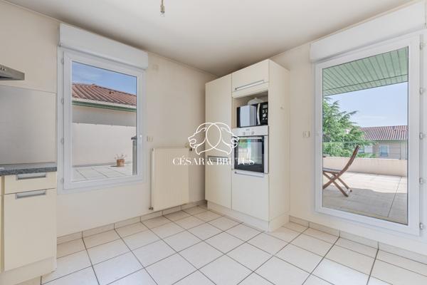 Toit-Terrasse d’Exception (105 m²) : T5 traversant de 130 m² sans vis-à-vis – Écully