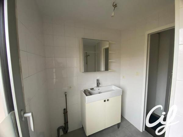 Appartement T1B NANTES Hauts-Pavés - 28.55 m2  113 500 Euros