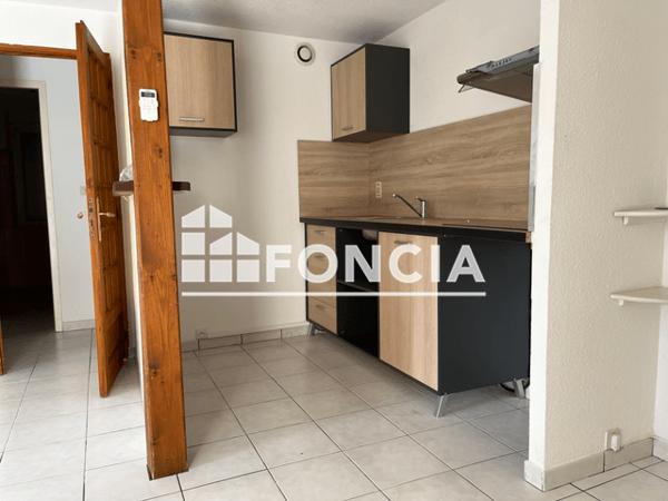 Location Appartement 3 pièces 57.39 m² - 54 RUE CROCHEPIERRE Villeneuve Sur Lot 47300