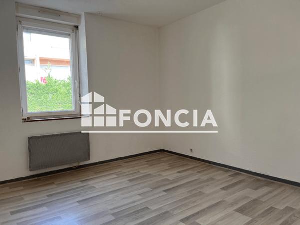 Location Appartement 3 pièces 57.39 m² - 54 RUE CROCHEPIERRE Villeneuve Sur Lot 47300