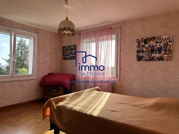 La SALVETAT PEYRALES, maison 125 m² 3-4 chambres sous sol total terrain plat