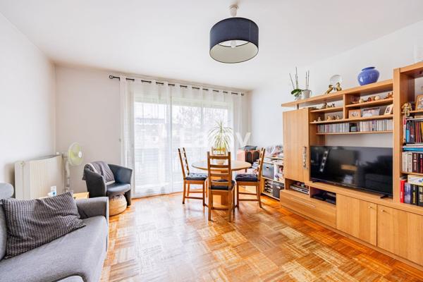 A vendre t3 avec balcon, garage et caves