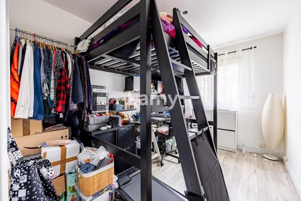 A vendre t3 avec balcon, garage et caves