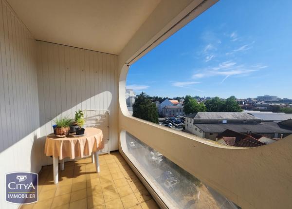 Appartement à vendre 3 pièces 65.45m² Cholet (49300)